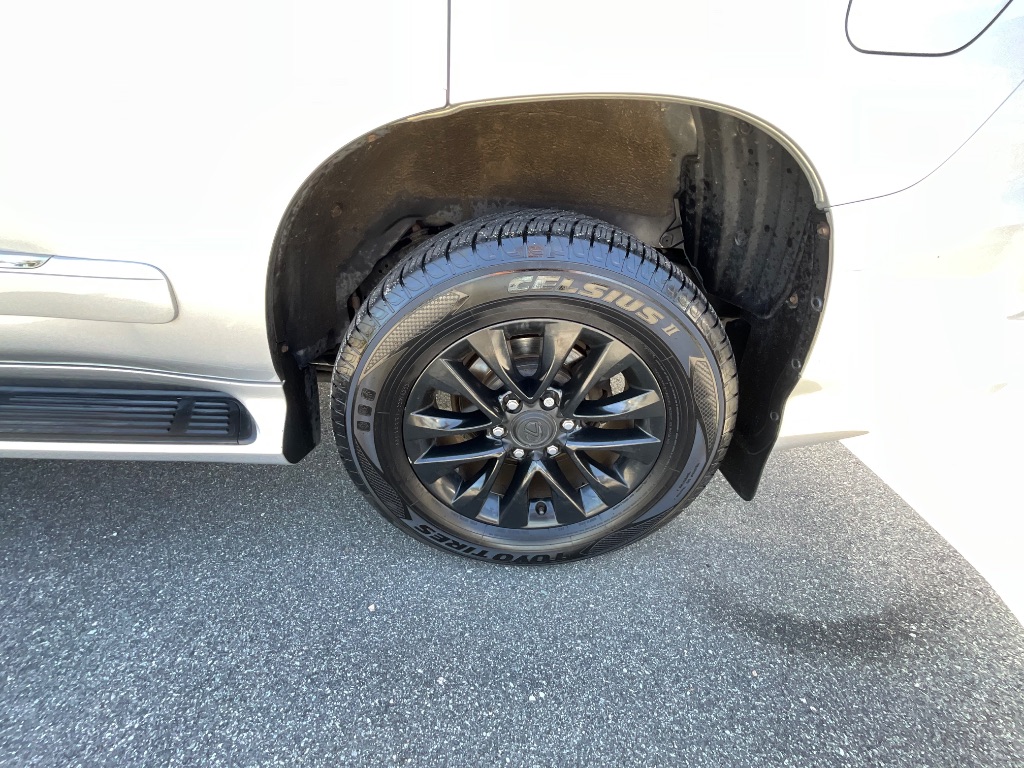2015 Lexus GX - $20,950