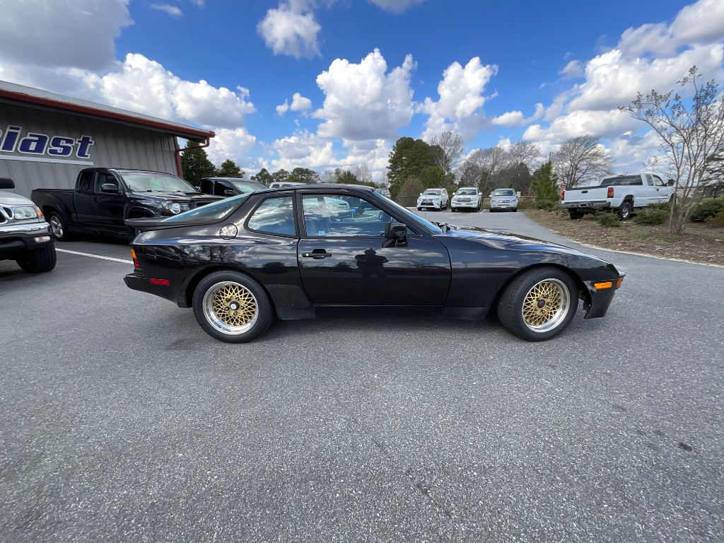 1983 Porsche 944 - $24,950