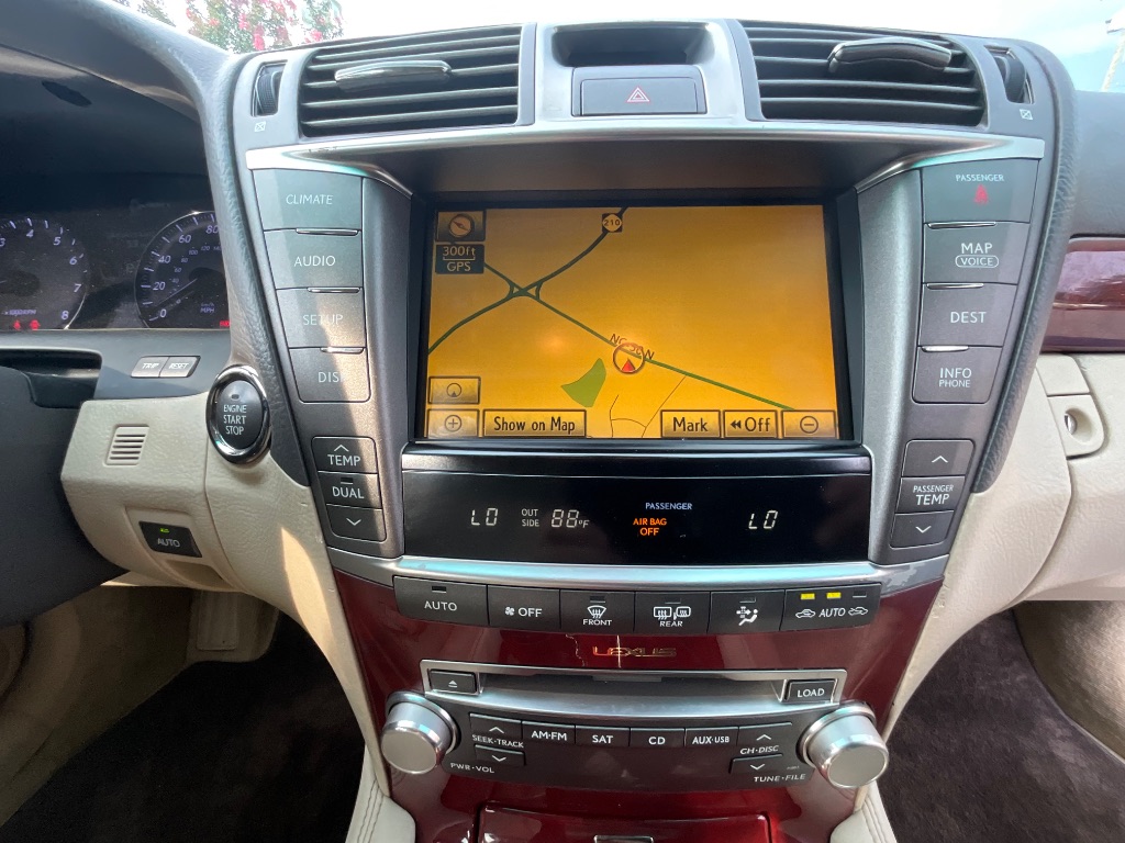 2010 Lexus LS