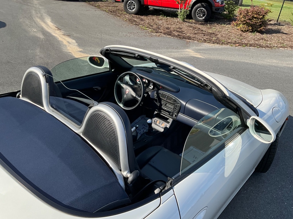 2001 Porsche Boxster photo