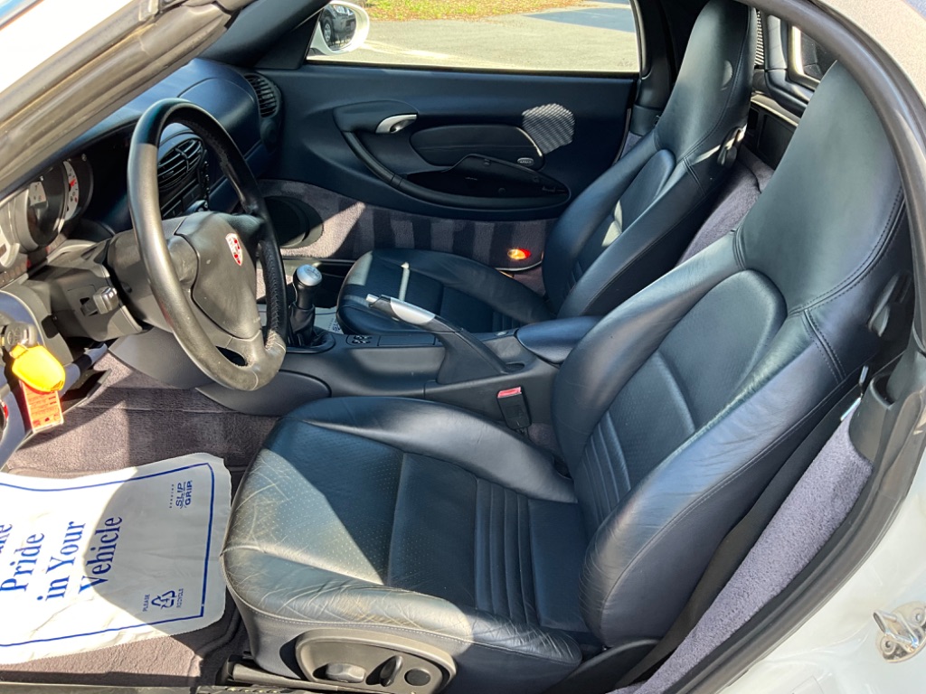 2001 Porsche Boxster photo