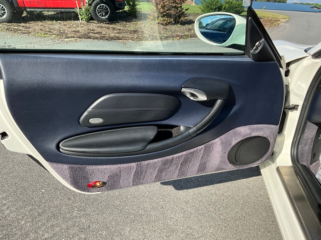 2001 Porsche Boxster photo