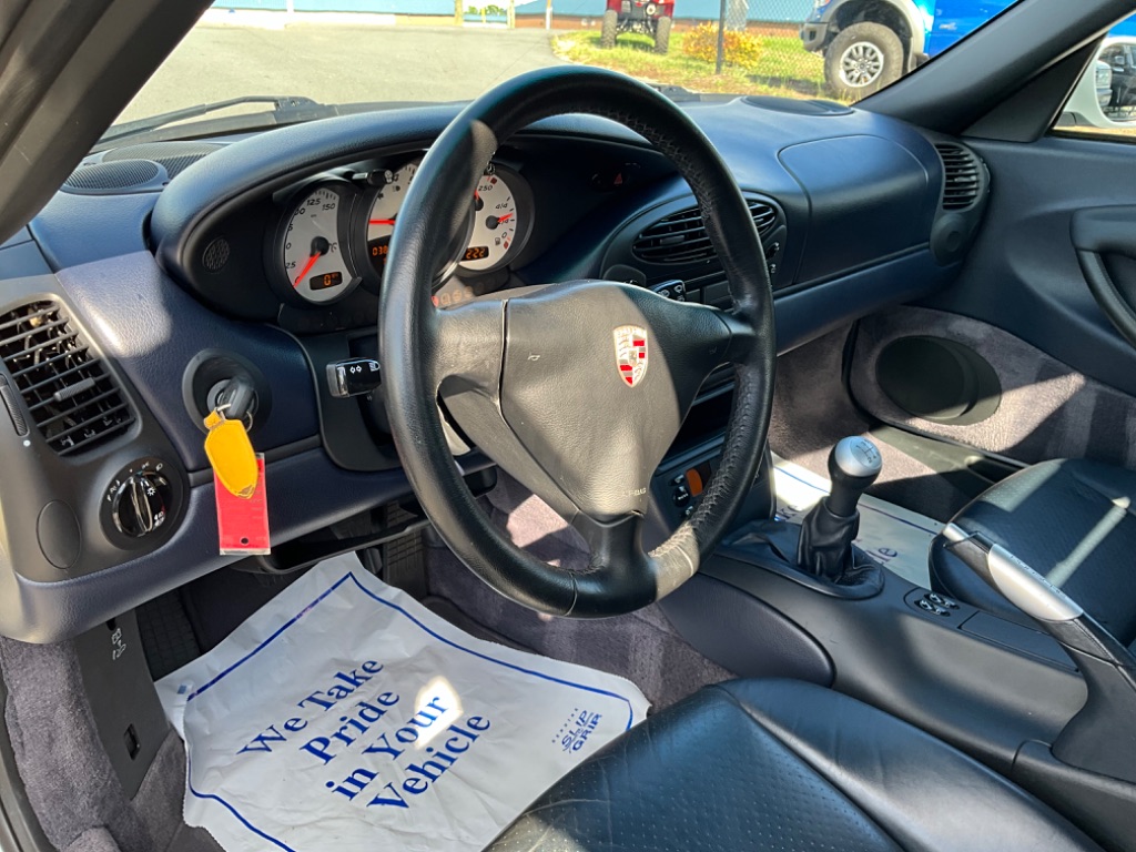 2001 Porsche Boxster photo