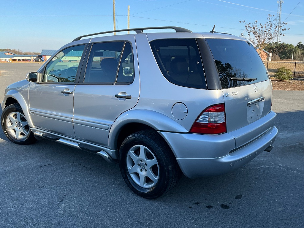 2003 Mercedes-Benz M-Class ML500 photo