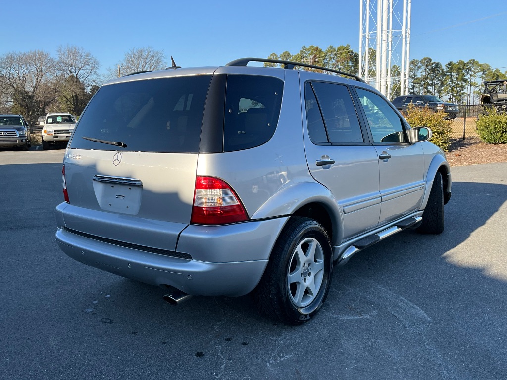 2003 Mercedes-Benz M-Class ML500 photo