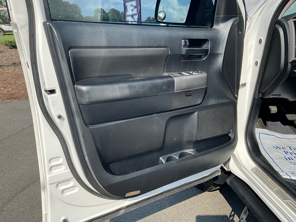 2010 Toyota Tundra Grade photo
