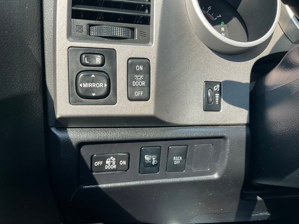 2010 Toyota Tundra Grade photo