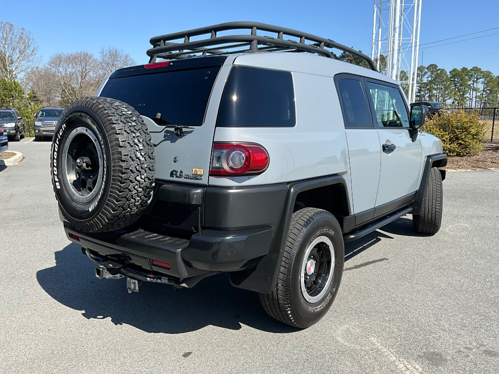 2013 Toyota FJ Cruiser photo