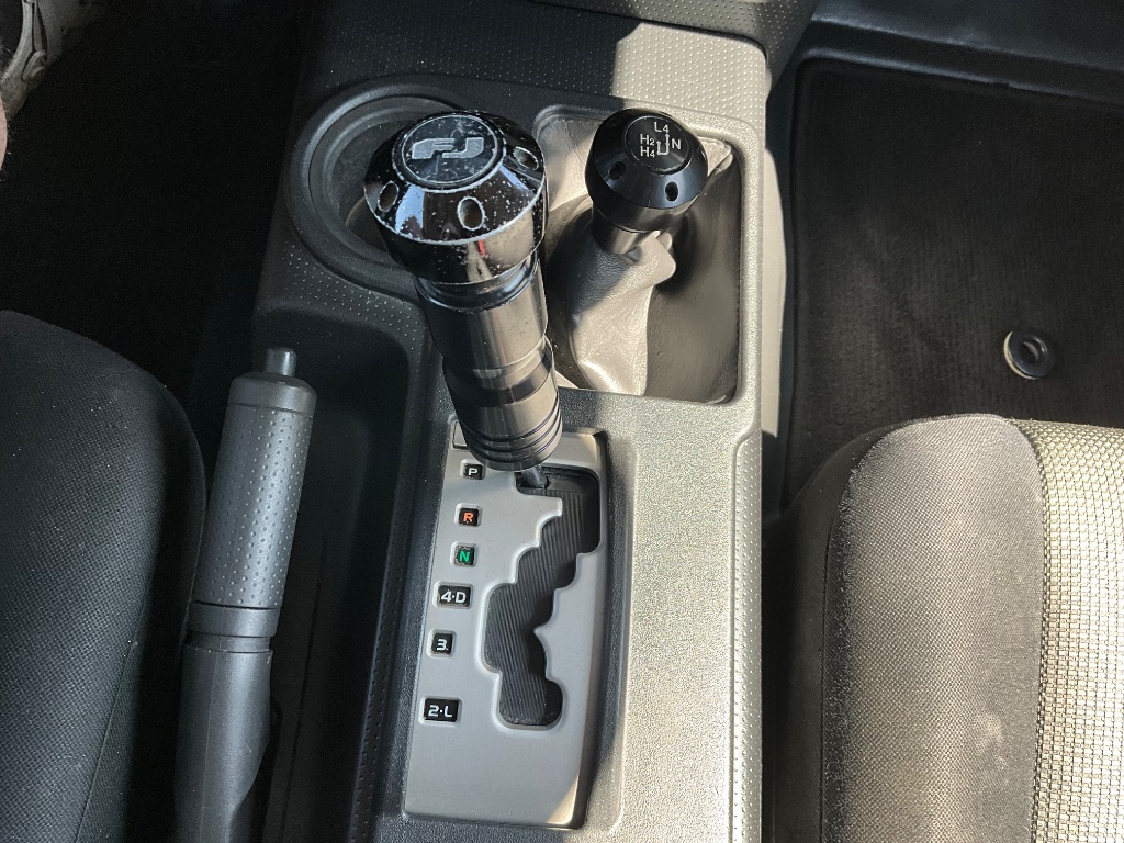 2013 Toyota FJ Cruiser photo