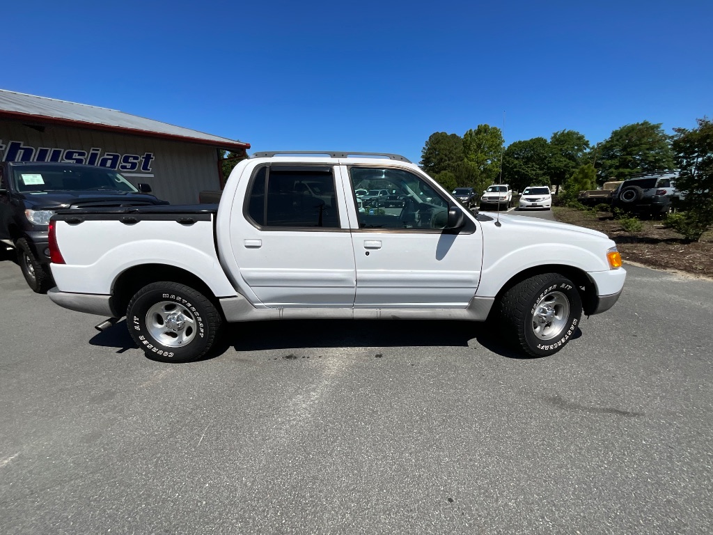 2003 Ford Explorer Sport Trac XLS photo