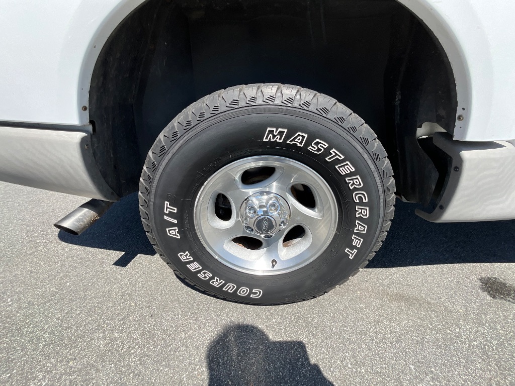 2003 Ford Explorer Sport Trac XLS photo