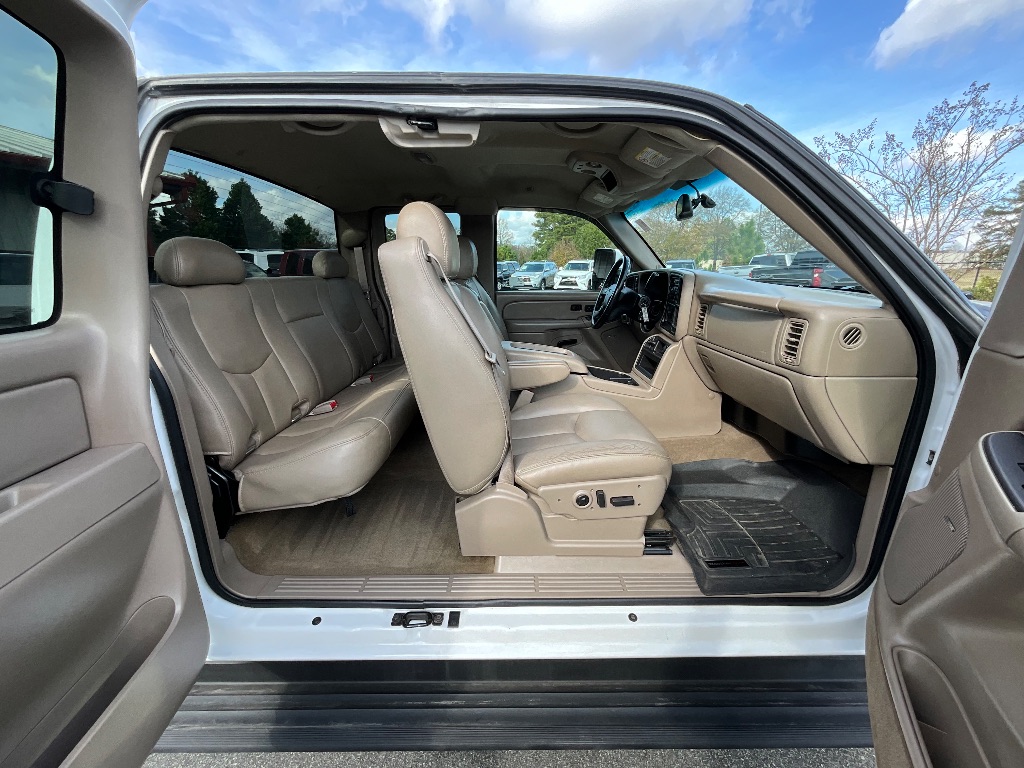 2005 GMC Sierra - $32,900