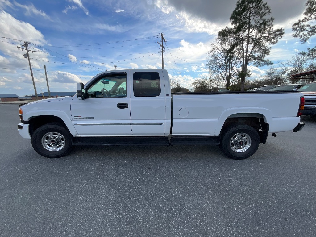 2005 GMC Sierra - $32,900