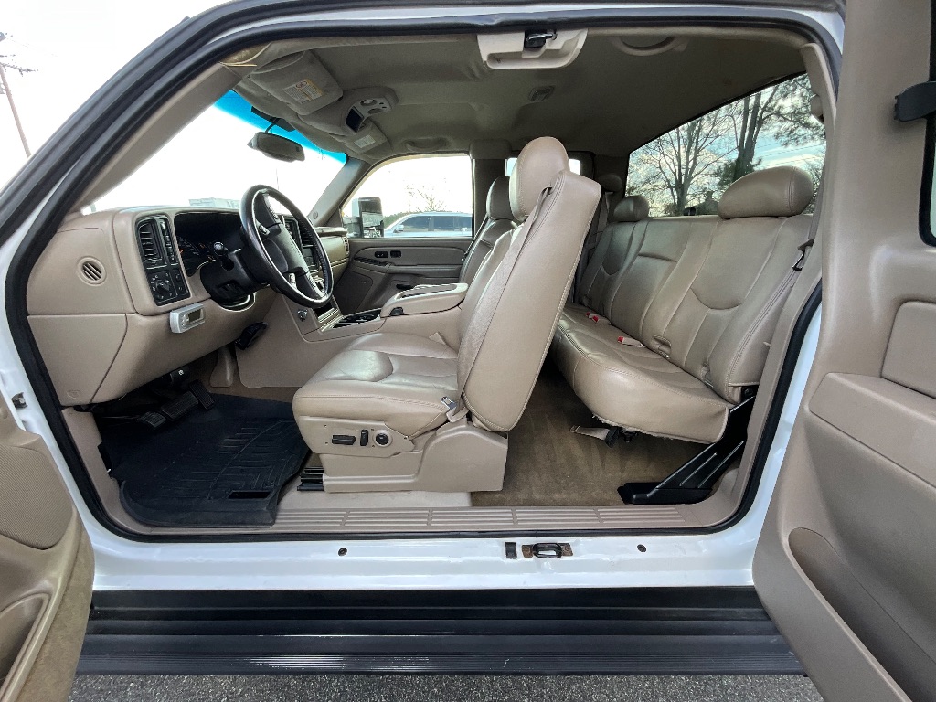 2005 GMC Sierra - $32,900