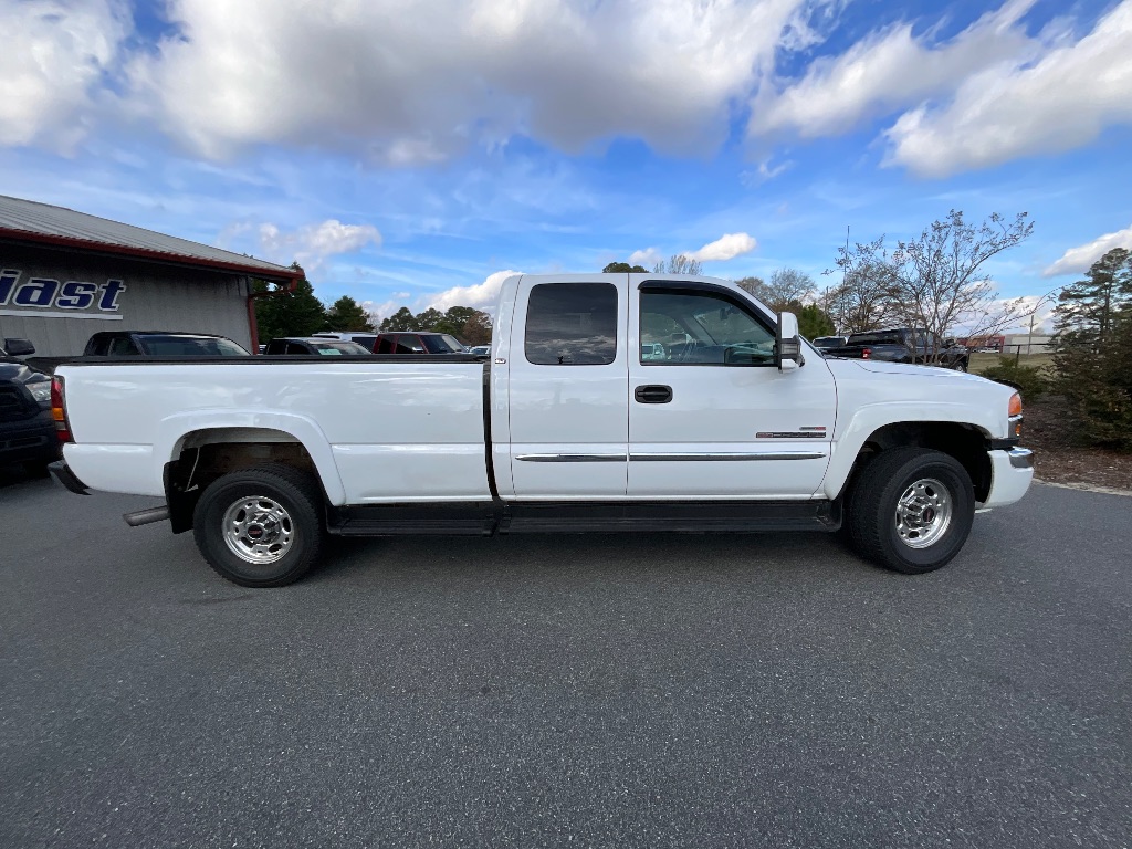 2005 GMC Sierra - $32,900
