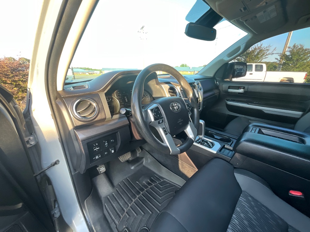 2021 Toyota Tundra - $29,950