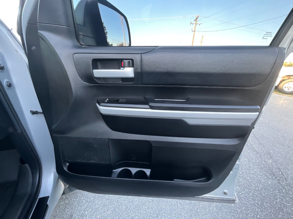 2021 Toyota Tundra - $29,950