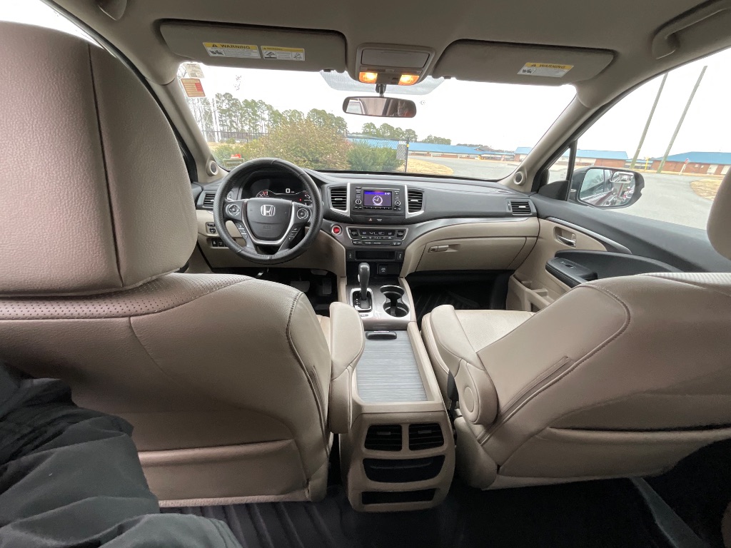 2017 Honda Ridgeline - $14,950