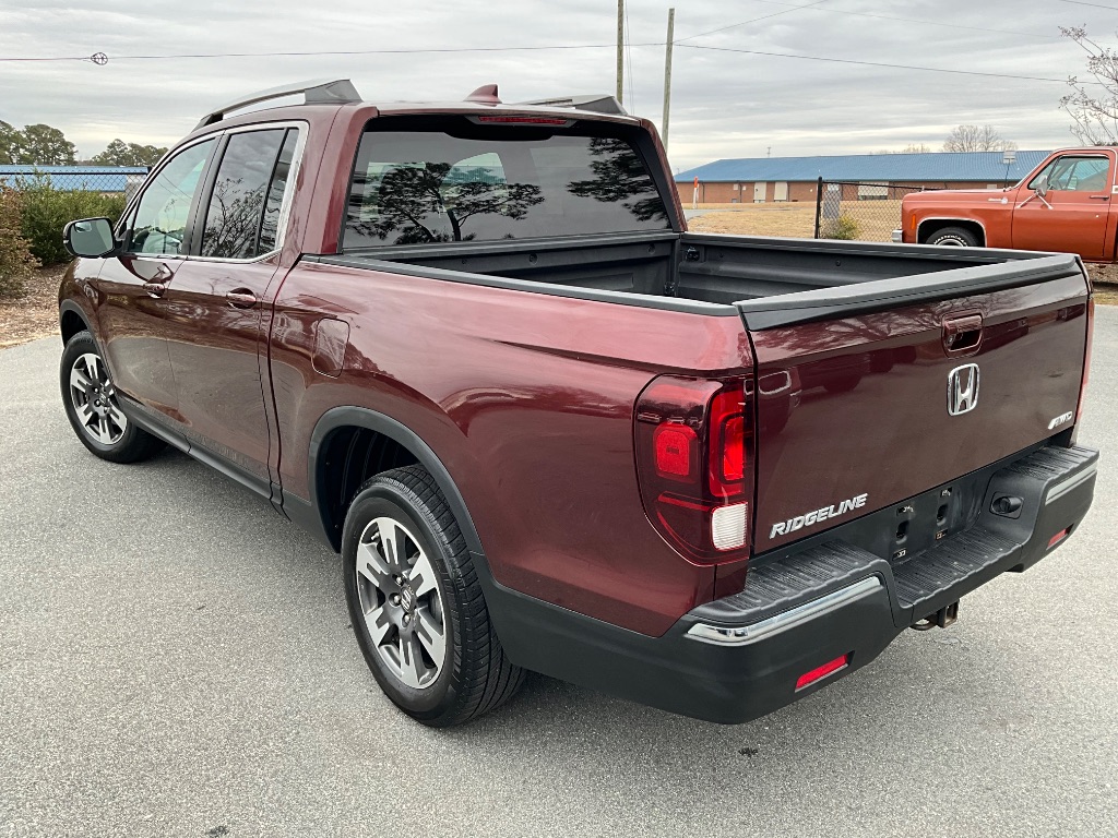 2017 Honda Ridgeline - $14,950