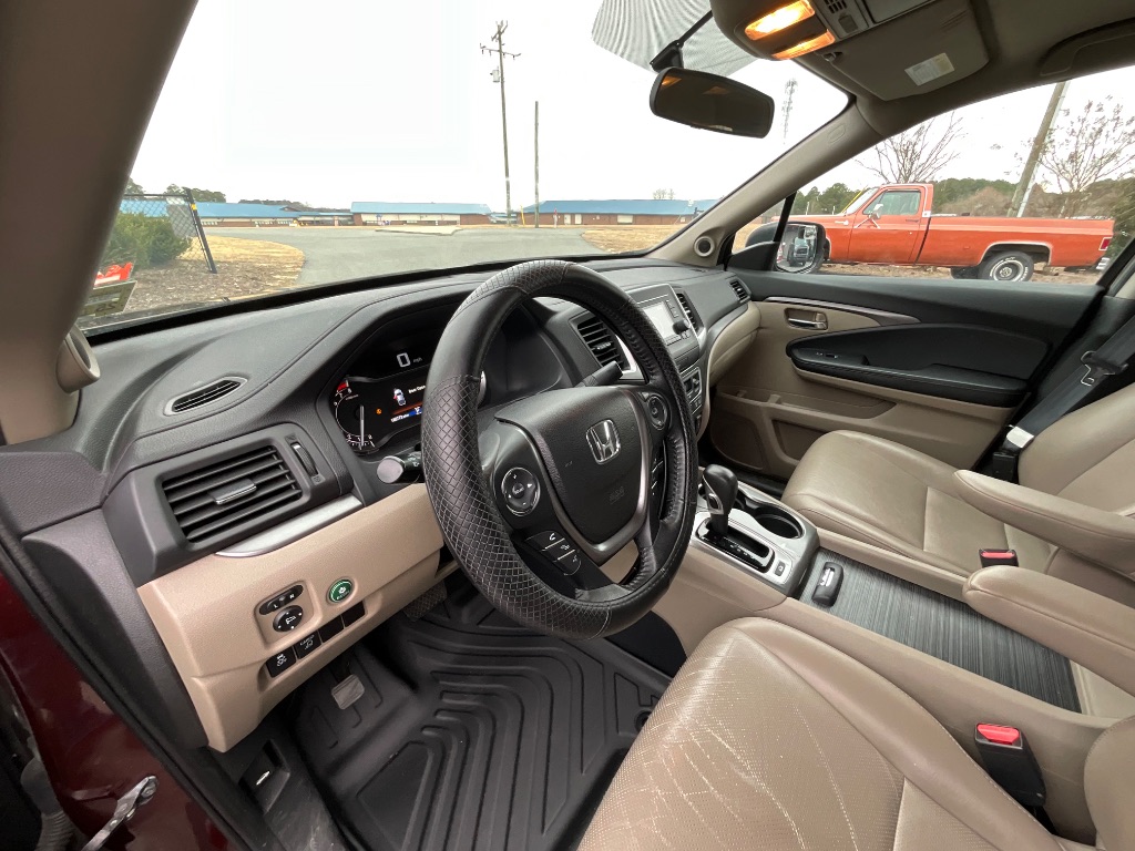 2017 Honda Ridgeline - $14,950