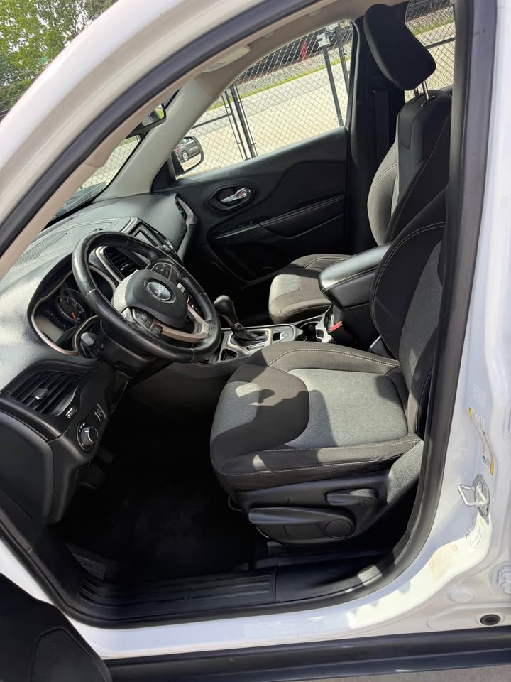 2015 Jeep Cherokee