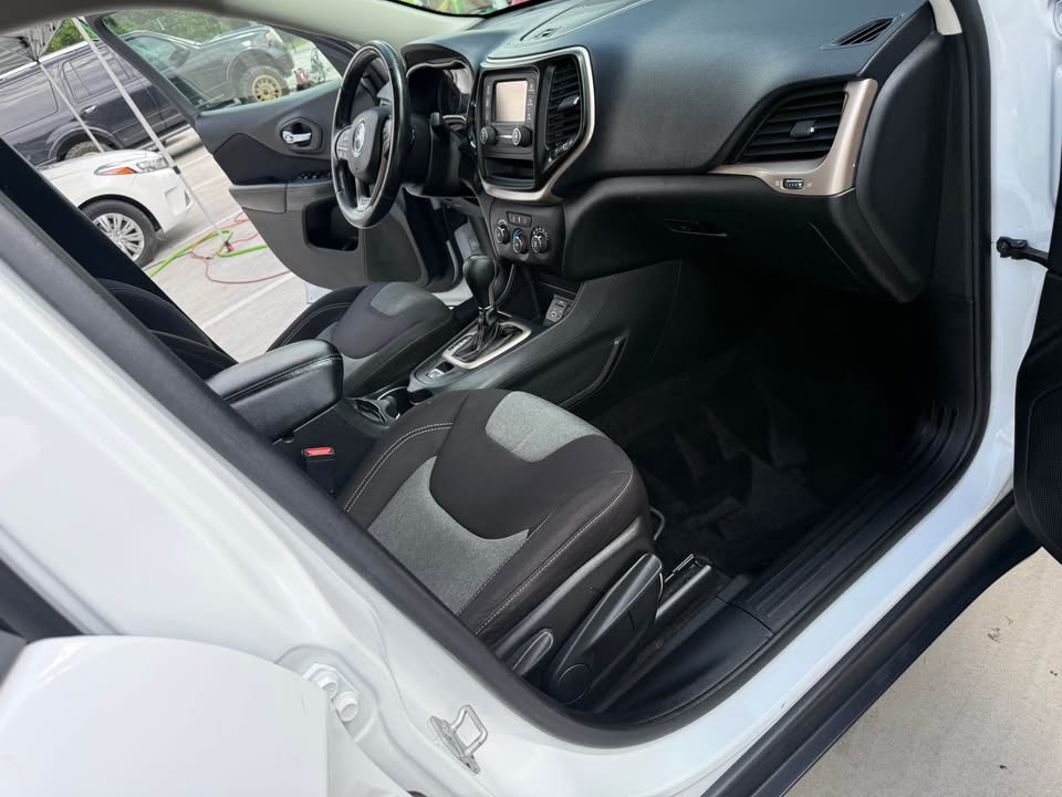 2015 Jeep Cherokee