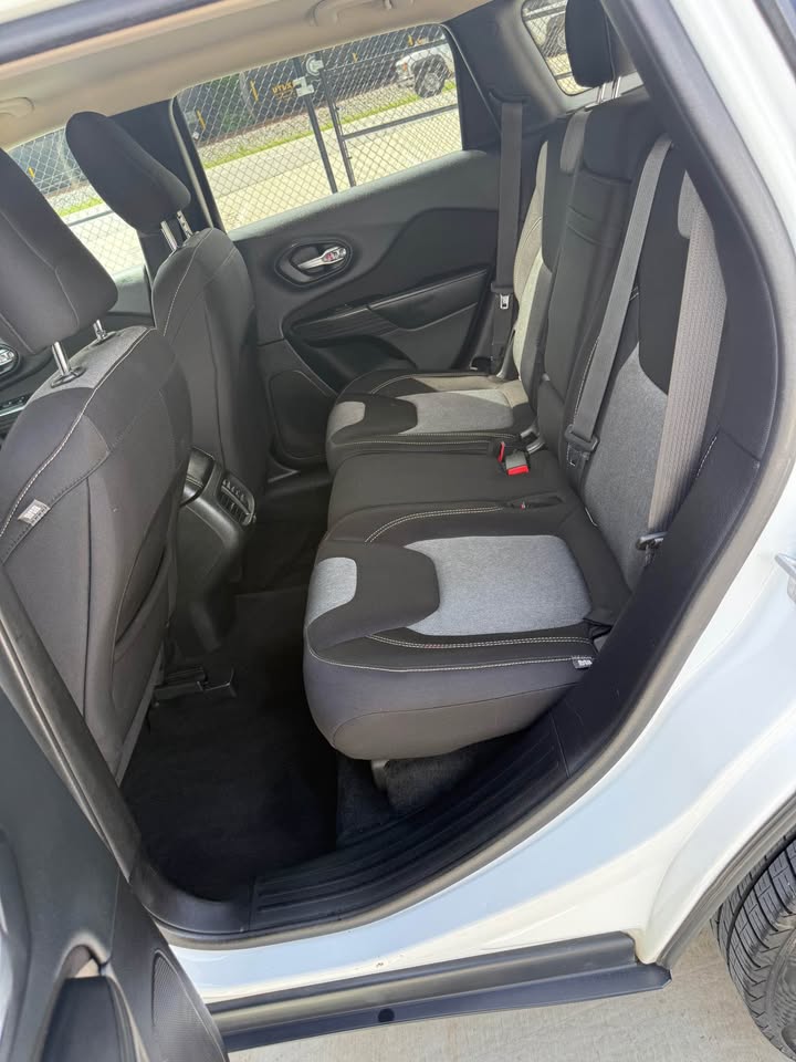 2015 Jeep Cherokee