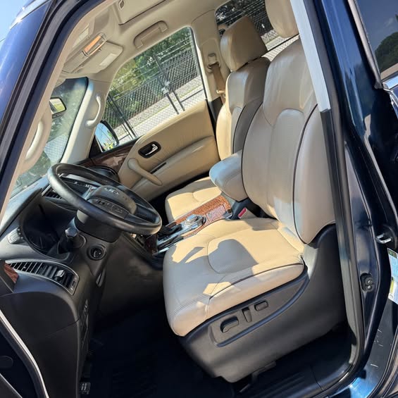 2017 Nissan Armada