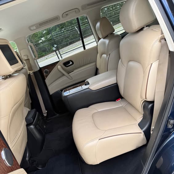 2017 Nissan Armada