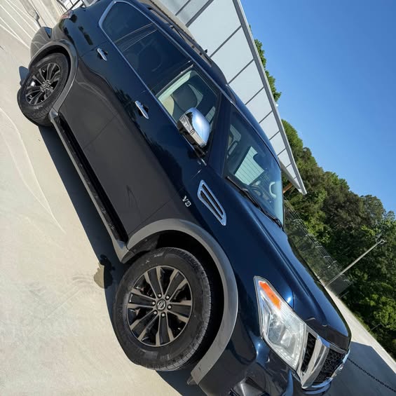2017 Nissan Armada
