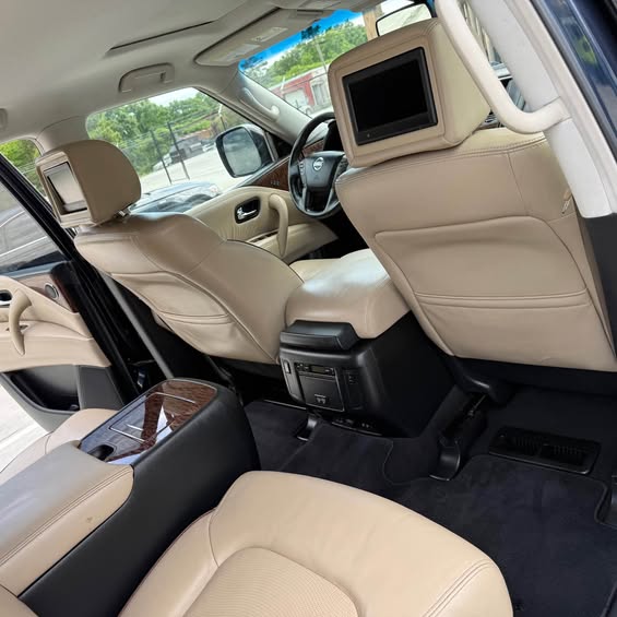 2017 Nissan Armada
