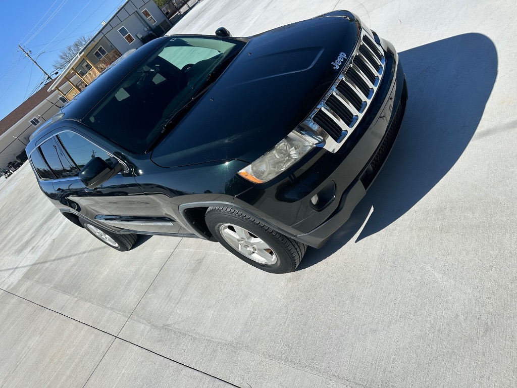 2013 Jeep Grand Cherokee Laredo X photo