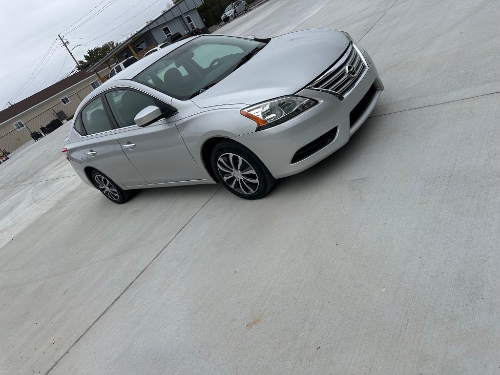 2014 Nissan Sentra S photo