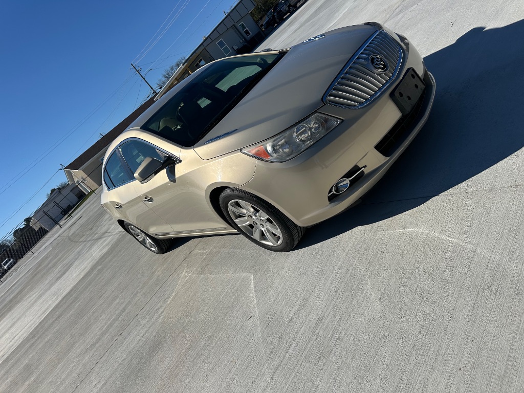 2011 Buick LaCrosse CXL photo