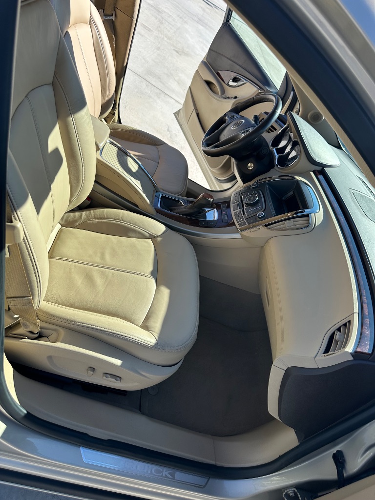 2011 Buick LaCrosse CXL photo