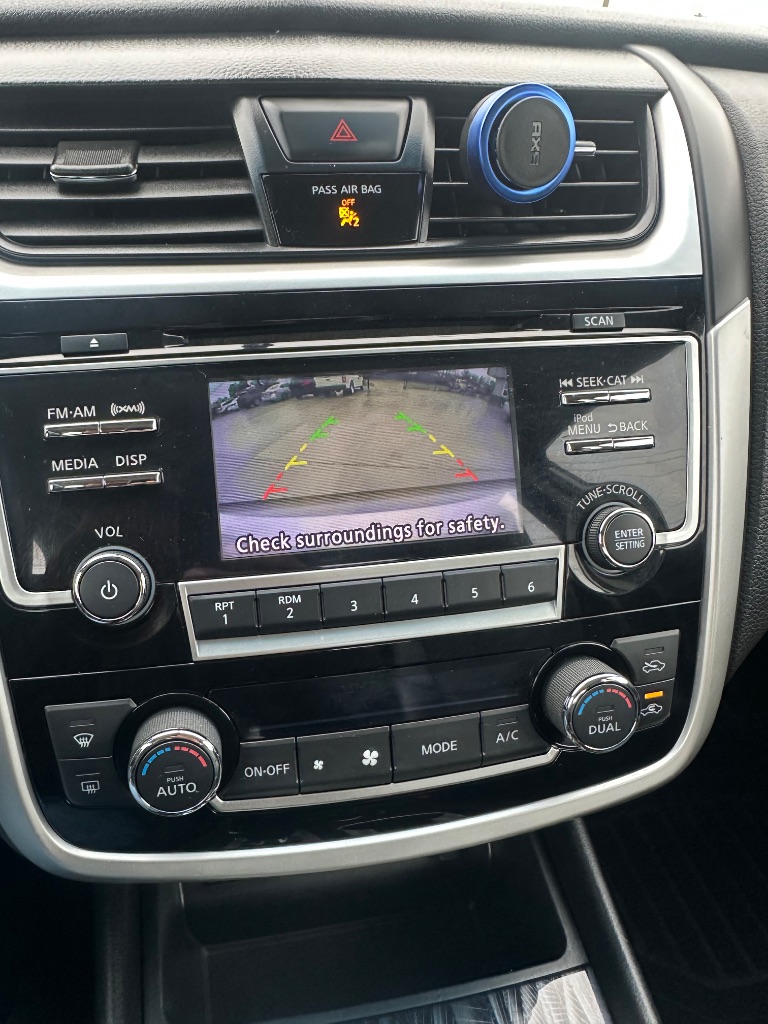 2018 Nissan Altima SL photo