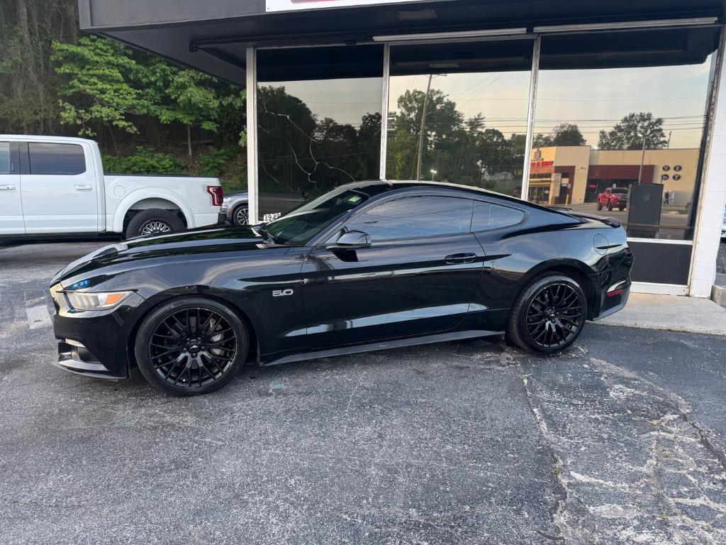2015 Ford Mustang GT Premium photo