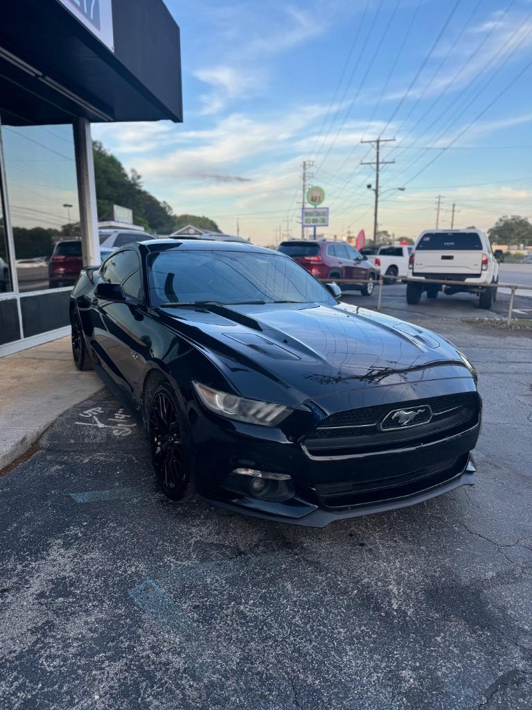 2015 Ford Mustang GT Premium photo
