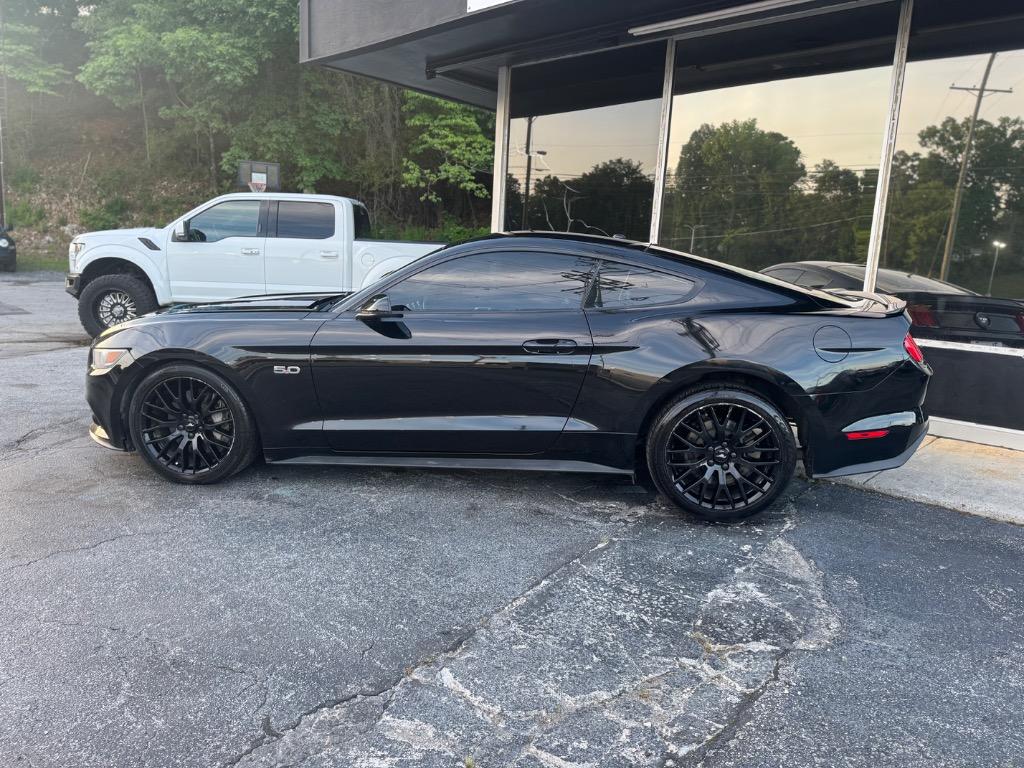 2015 Ford Mustang GT Premium photo