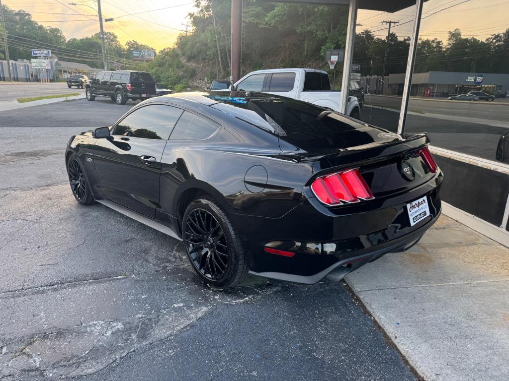 2015 Ford Mustang GT Premium photo