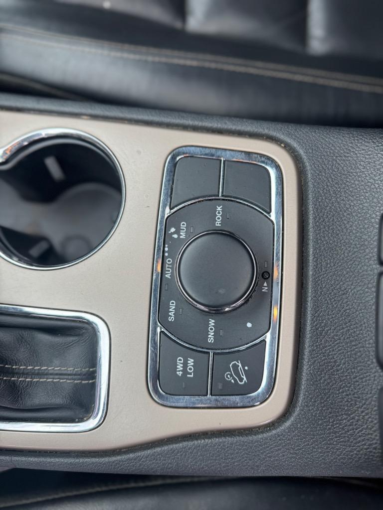 2016 Jeep Grand Cherokee Limited photo