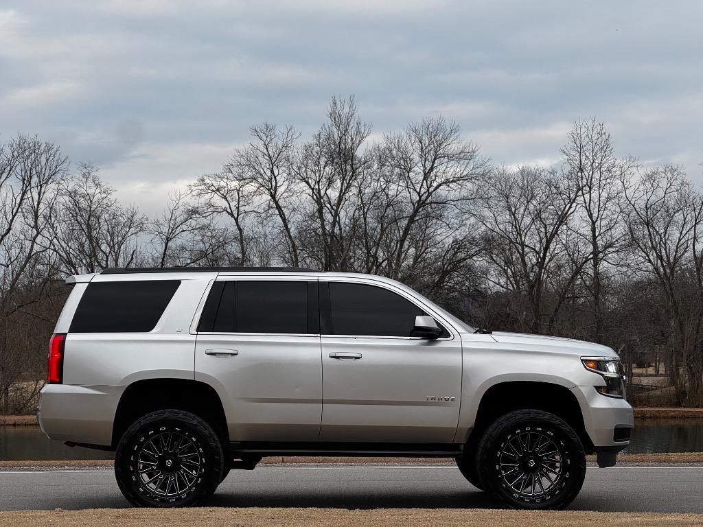 2015 Chevrolet Tahoe - $19,995