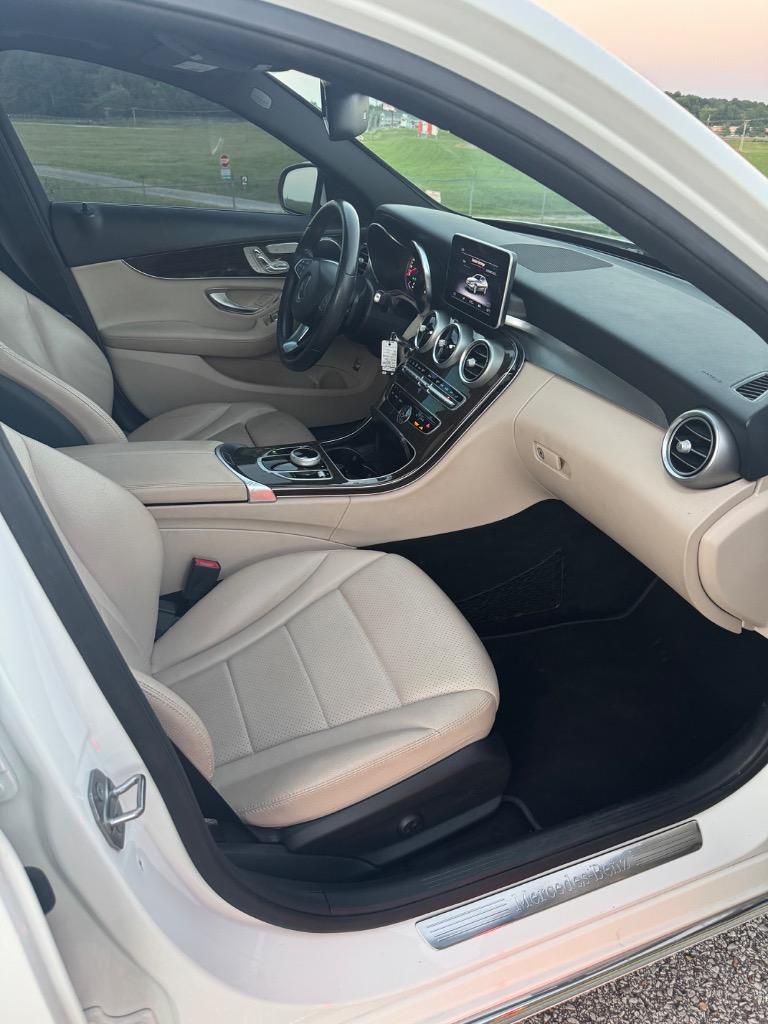2018 Mercedes-Benz C-Class - $9,000