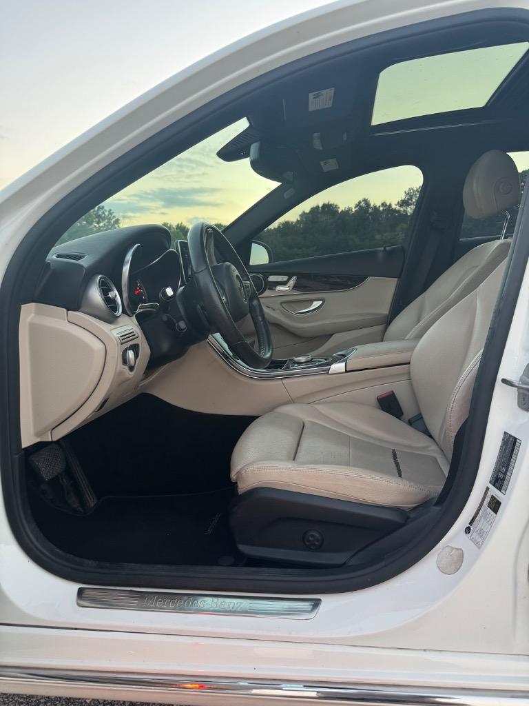 2018 Mercedes-Benz C-Class - $9,000