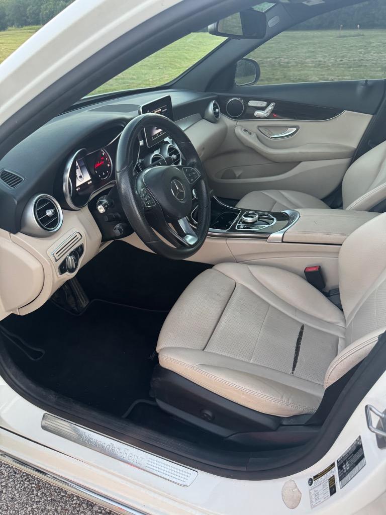 2018 Mercedes-Benz C-Class - $9,000