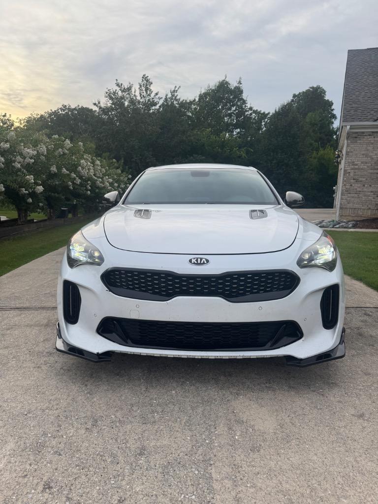 2019 Kia Stinger - $15,000