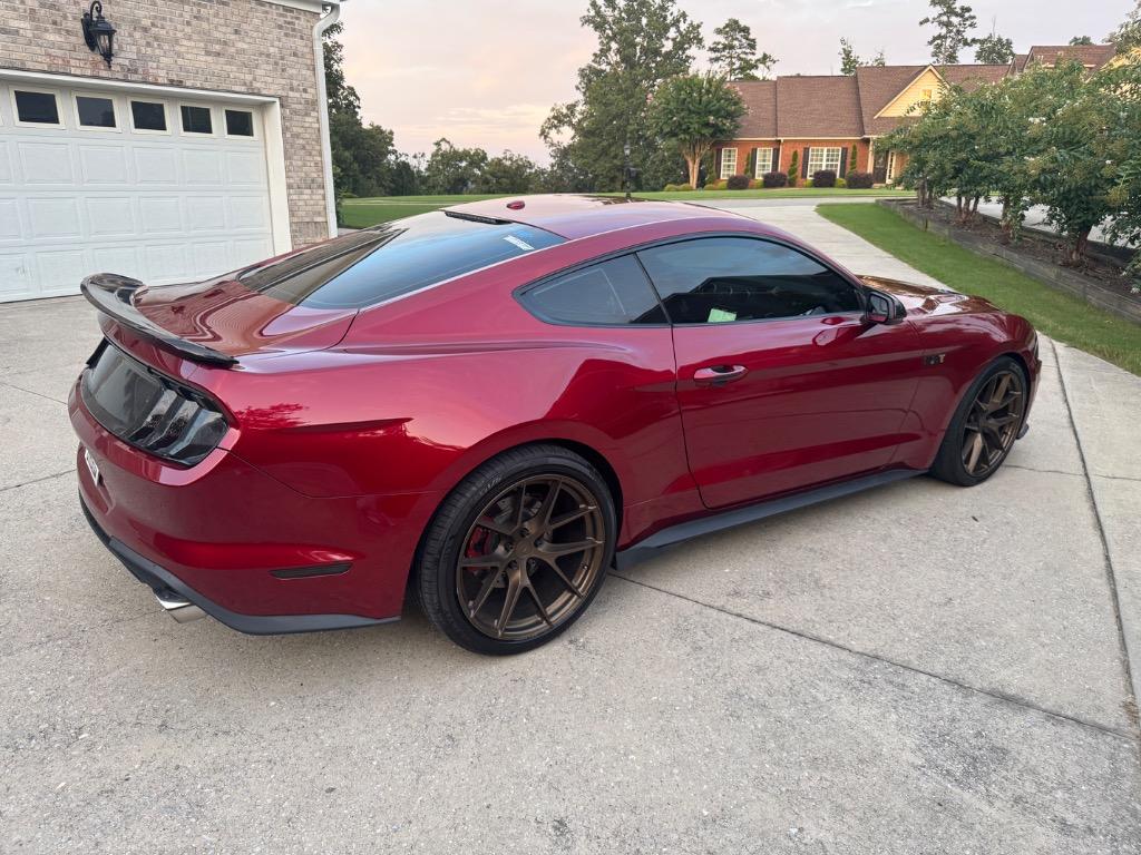 2019 Ford Mustang - $17,500