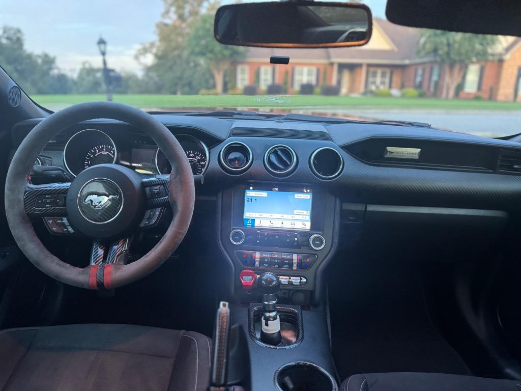 2019 Ford Mustang - $17,500