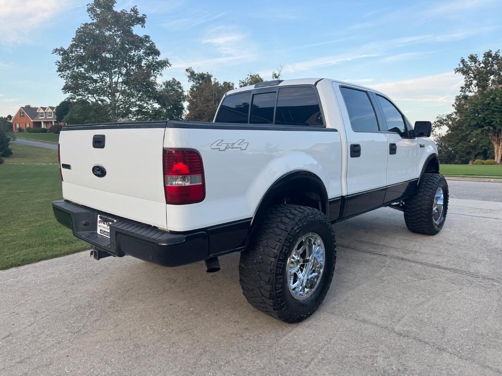 2005 Ford F-150 - $10,800