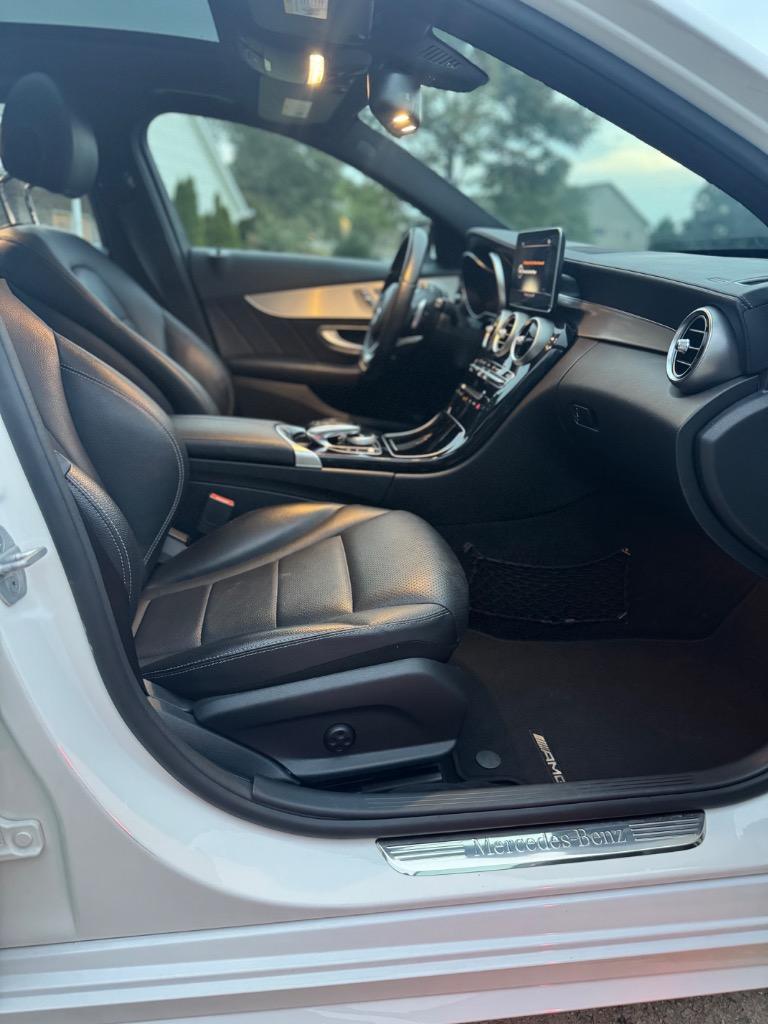 2015 Mercedes-Benz C-Class - $15,000